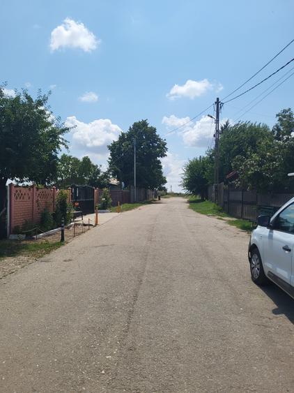 Teren Construcții intravilan de 2400 mp, în Călugăreni