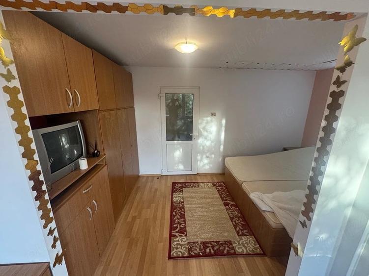 Garsonieră decomandată în Complex Studențesc