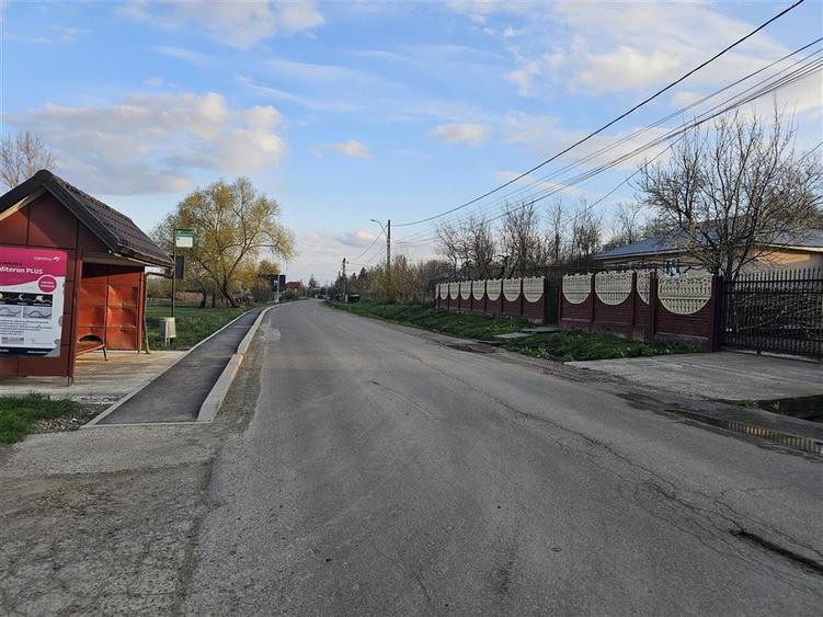 Teren Construcții intravilan de 2260 mp, în Rusenii Vechi