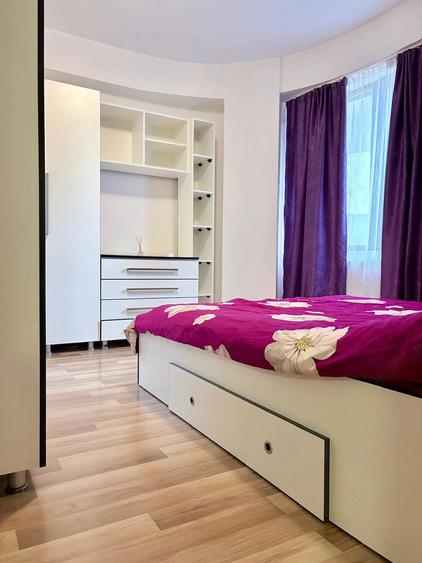 Apartament cu 2 camere decomandat în Exterior Vest