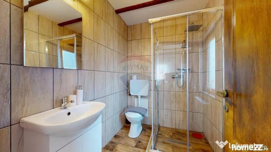 Casă cu 3 camere cu Teren 397 Mp în Poian