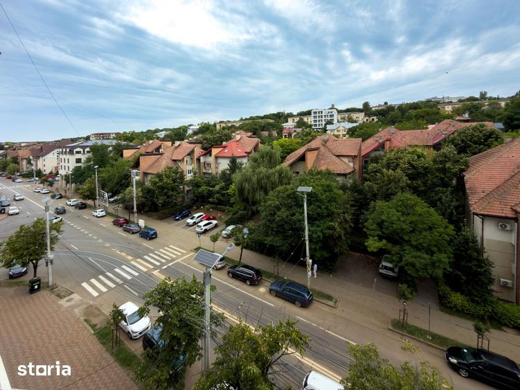 Apartament cu 3 camere decomandat în Gară