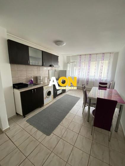 Apartament 2 camere, etaj 2, zona Hotel Cetate - 2
