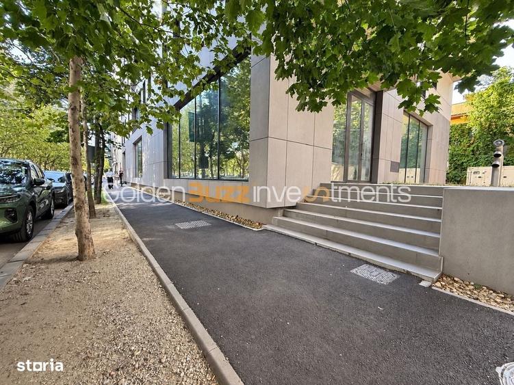Spațiu comercial, de 370 mp, în Herăstrău