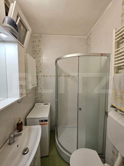 Apartament cu 2 camere decomandat, mobilat în Central