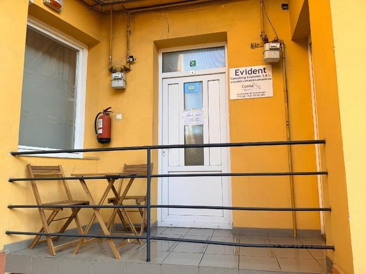Apartament cu 2 camere semidecomandat, mobilat în Baciu