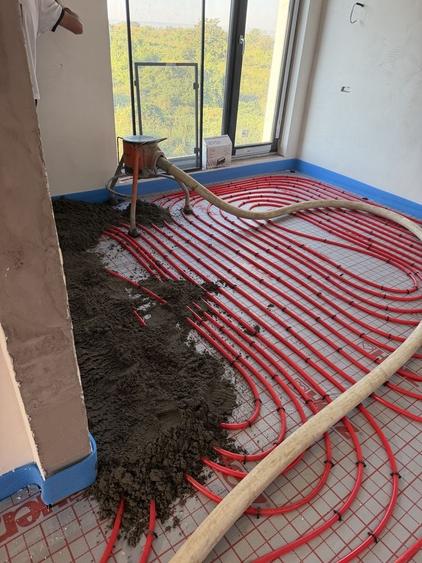 Casă cu 4 camere cu Teren 360 Mp în Cârcea