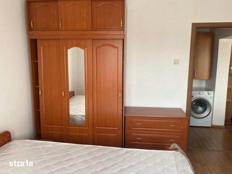 Apartament cu 2 camere semidecomandat în 1 Mai