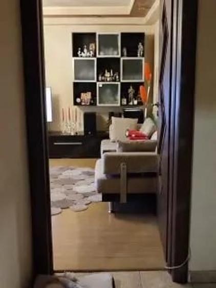 Apartament cu 3 camere decomandat în Colentina
