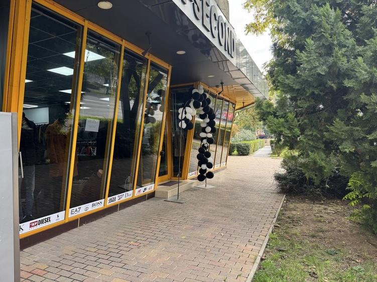 Spațiu comercial, de 140 mp, în Soarelui