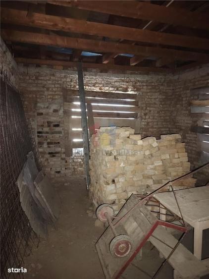 Casă cu 3 camere în Central