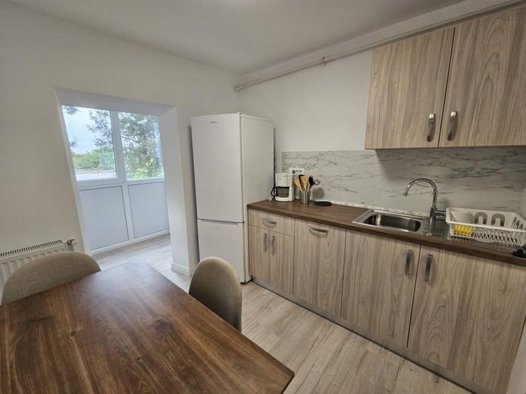 Apartament cu 2 camere decomandat în Faleza Nord