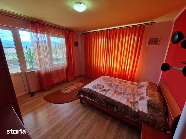 Apartament cu 4 camere în Bună Ziua