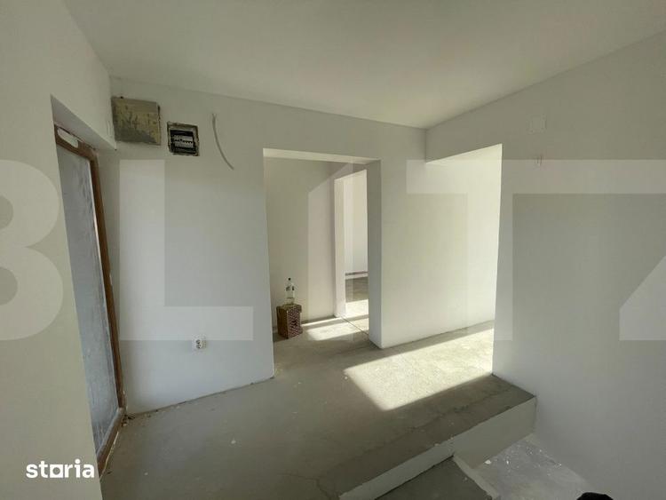 Casă cu 3 camere cu Teren 300 Mp în Dumbrăvița