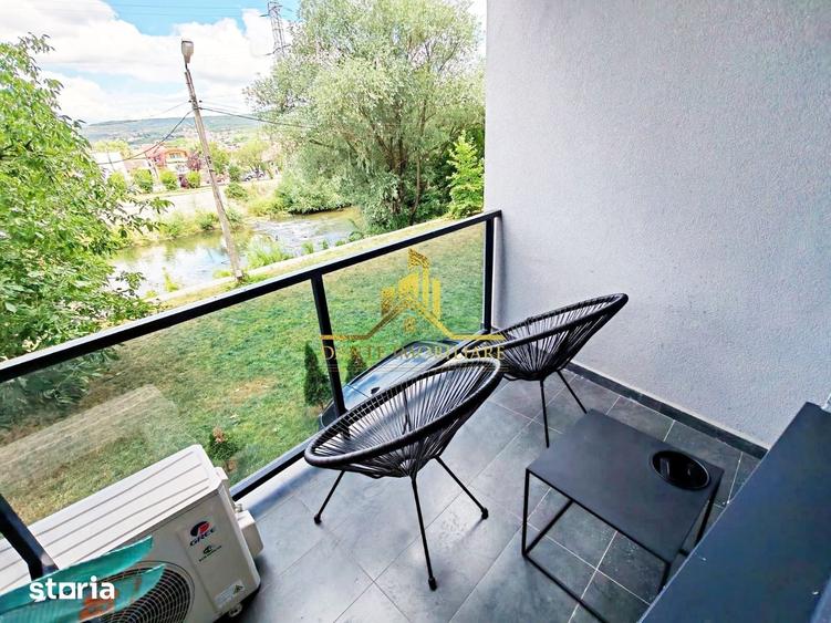 Apartament cu 3 camere semidecomandat în Bulgaria