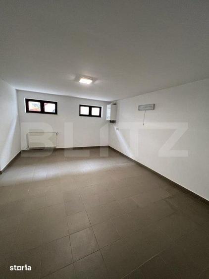Spațiu comercial, de 280 mp, în Central