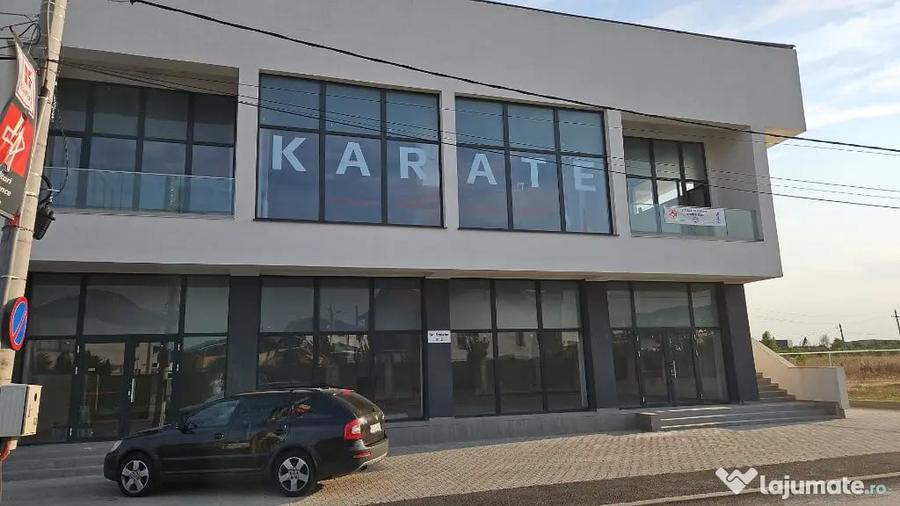 Spațiu comercial, de 230 mp, în Chiajna