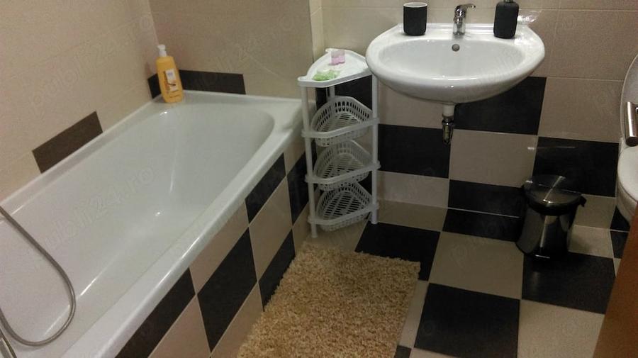 Apartament cu 2 camere decomandat în Avantgarden