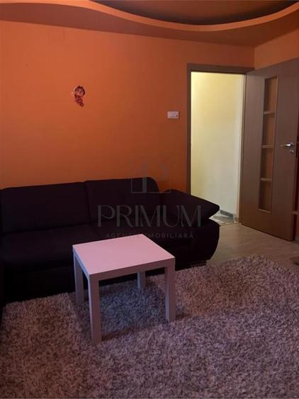 Apartament cu 3 camere semidecomandat în Iosefin