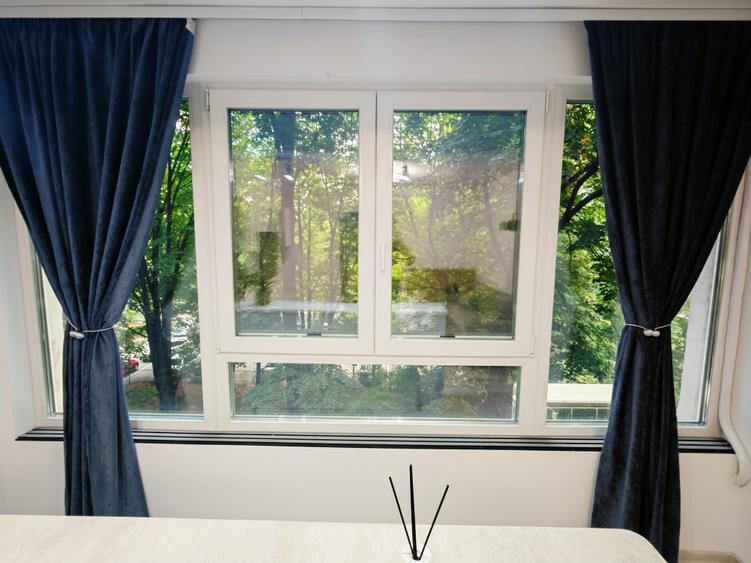 Apartament cu 2 camere decomandat în Drumul Taberei
