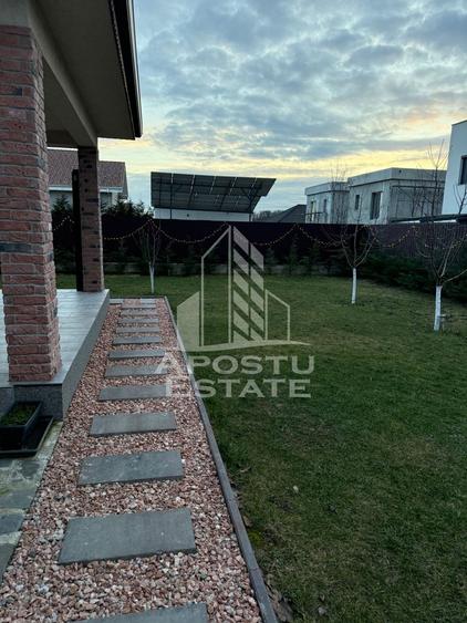 Casă individuală cu 4 camere cu Canalizare în Giarmata-Vii