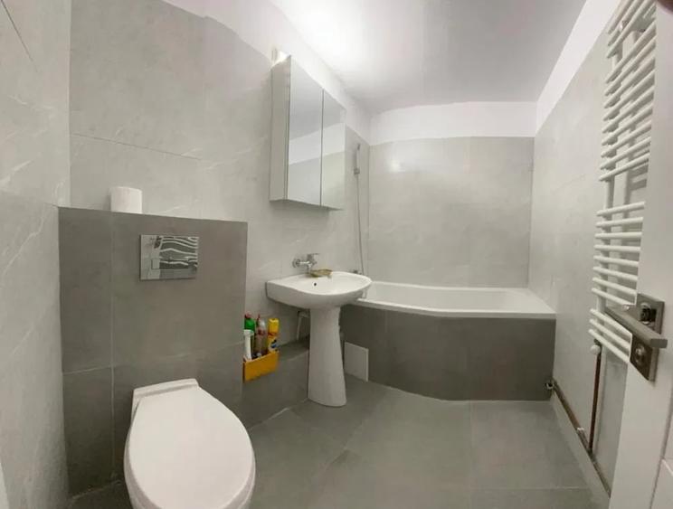Apartament cu 2 camere decomandat în Aviației