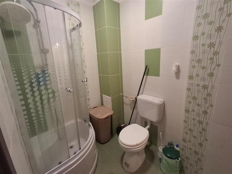 Apartament cu 2 camere semidecomandat în Exterior Sud