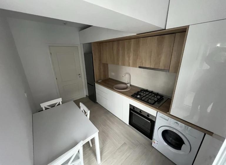 Apartament cu 2 camere decomandat în Tătărași