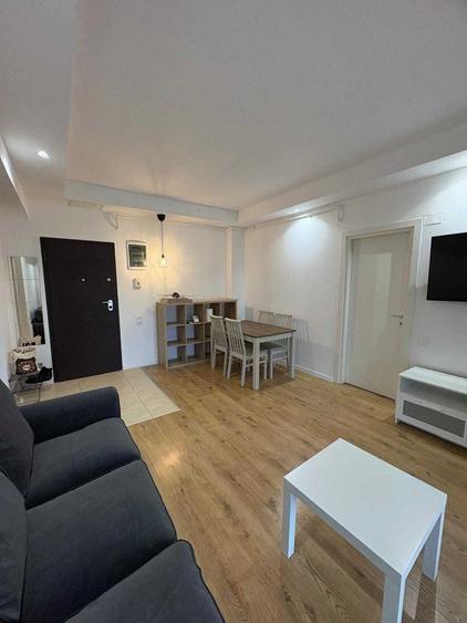 Apartament cu 2 camere semidecomandat în Crețuleasca