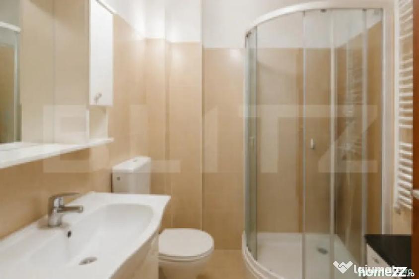 Apartament cu 4 camere decomandat în Central