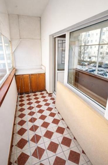 Apartament cu 4 camere decomandat, mobilat în Răcădău