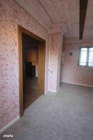 Casă cu 4 camere cu Teren 2340 Mp în Sâmbăta