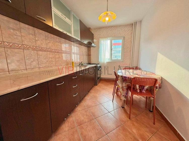 Apartament cu 2 camere semidecomandat în Turda