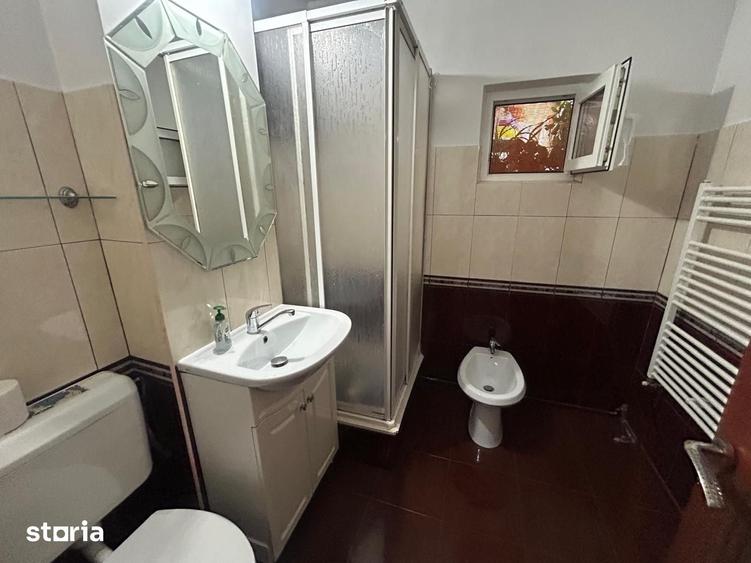 Apartament cu 2 camere decomandat în Mărăței