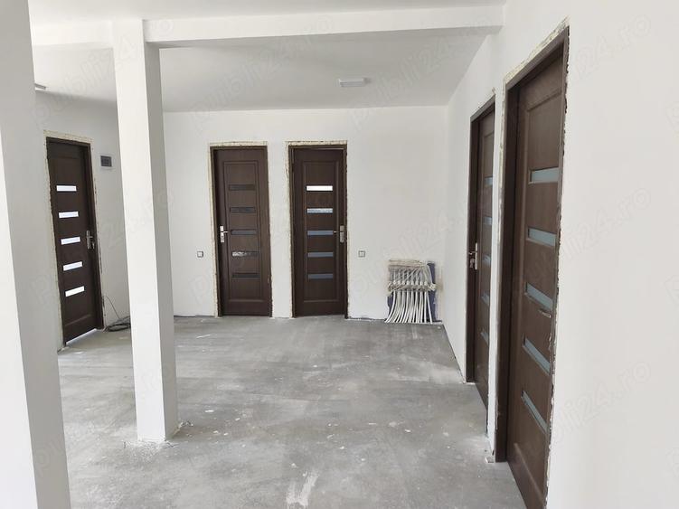 Casă cu Teren 340 Mp în Santăul Mare
