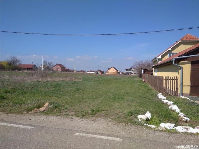 Teren de 1200 mp, în Frumușeni