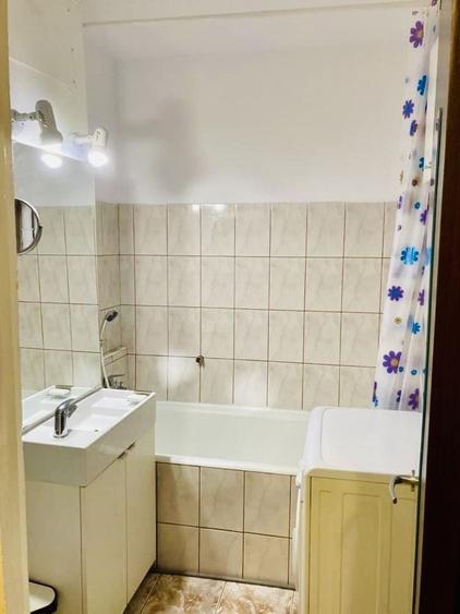 Garsonieră semidecomandată în Titan
