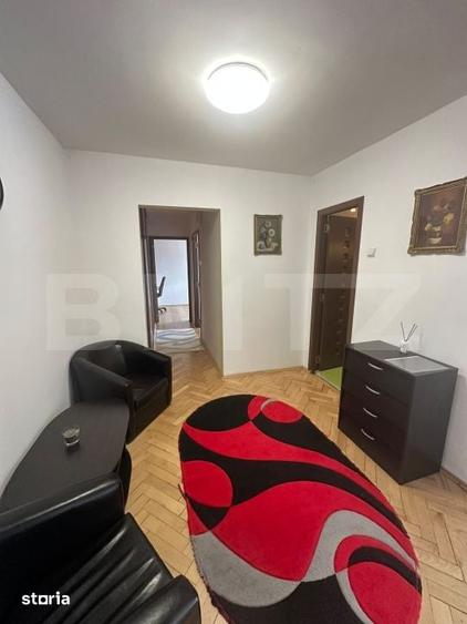 Apartament cu 3 camere în Plopilor