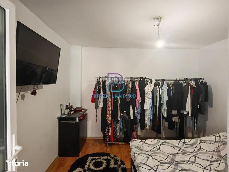 Casă cu 3 camere decomandat în 16 Februarie