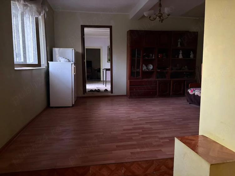 Casă cu 4 camere cu Teren 2612 Mp în Ceamurlia de Sus