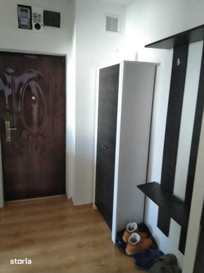 Apartament de vanzare, 2 camere, decomandat, utilat si mobilat - 2
