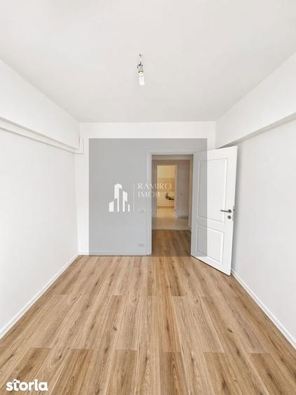 Apartament cu 3 camere în Tei