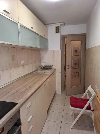 Garsonieră decomandată în Timpuri Noi