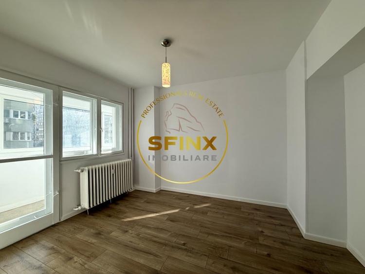Apartament cu 4 camere decomandat în Iancului