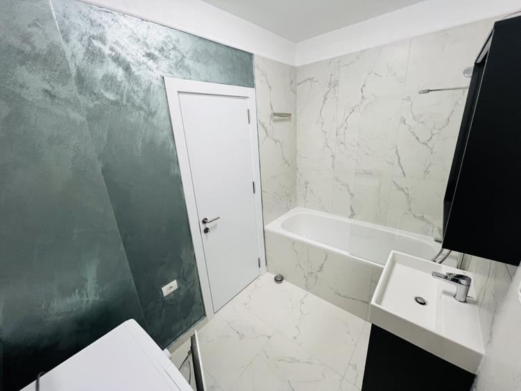 Apartament cu 3 camere decomandat, mobilat în Colentina