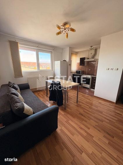 Apartament cu 2 camere semidecomandat în Soarelui