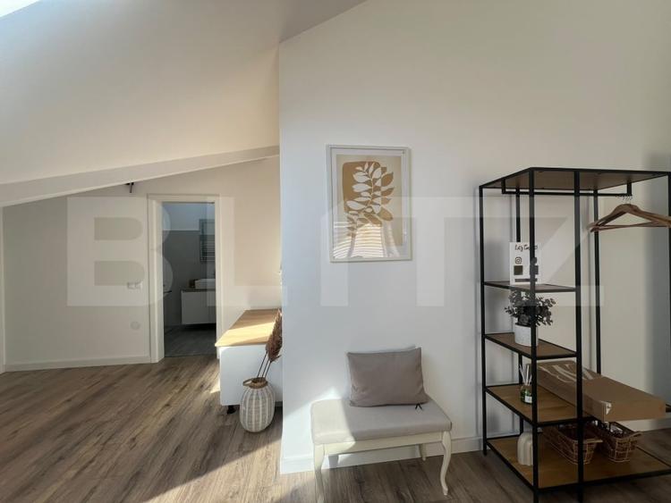 Apartament cu 2 camere semidecomandat, mobilat în Florești