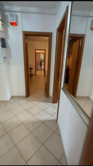 Apartament cu 5 camere decomandat, mobilat în Dorobanți