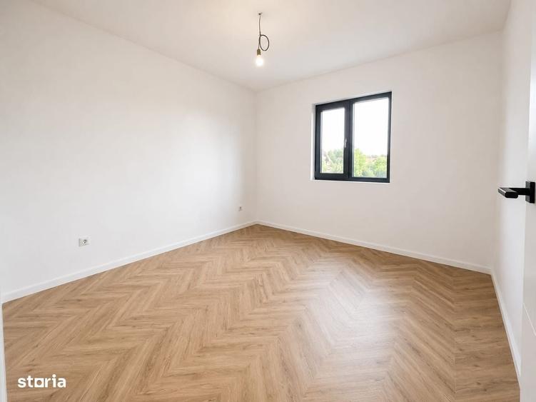Casă cu 4 camere în Domnești
