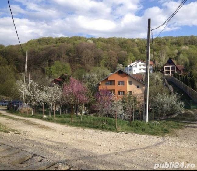 Casă cu 5 camere cu Teren 700 Mp în Goranu